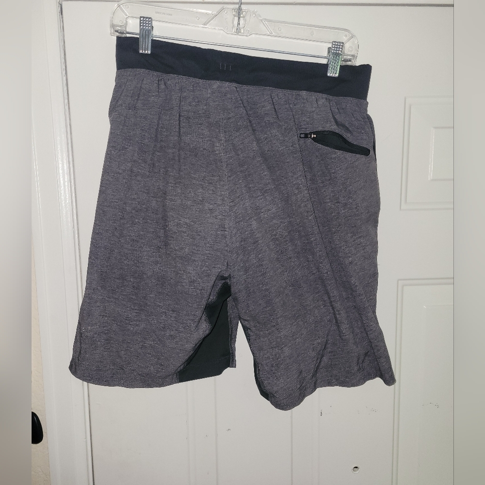 Lululemon Mens Shorts Lined Small 9" Inseam